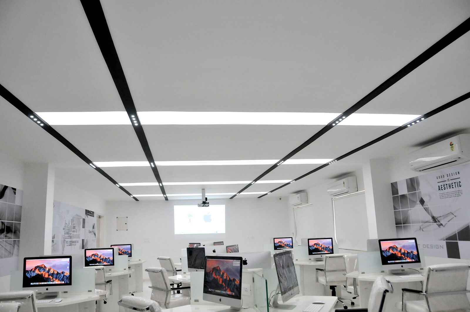 Computer Lab With Apple Spacematics